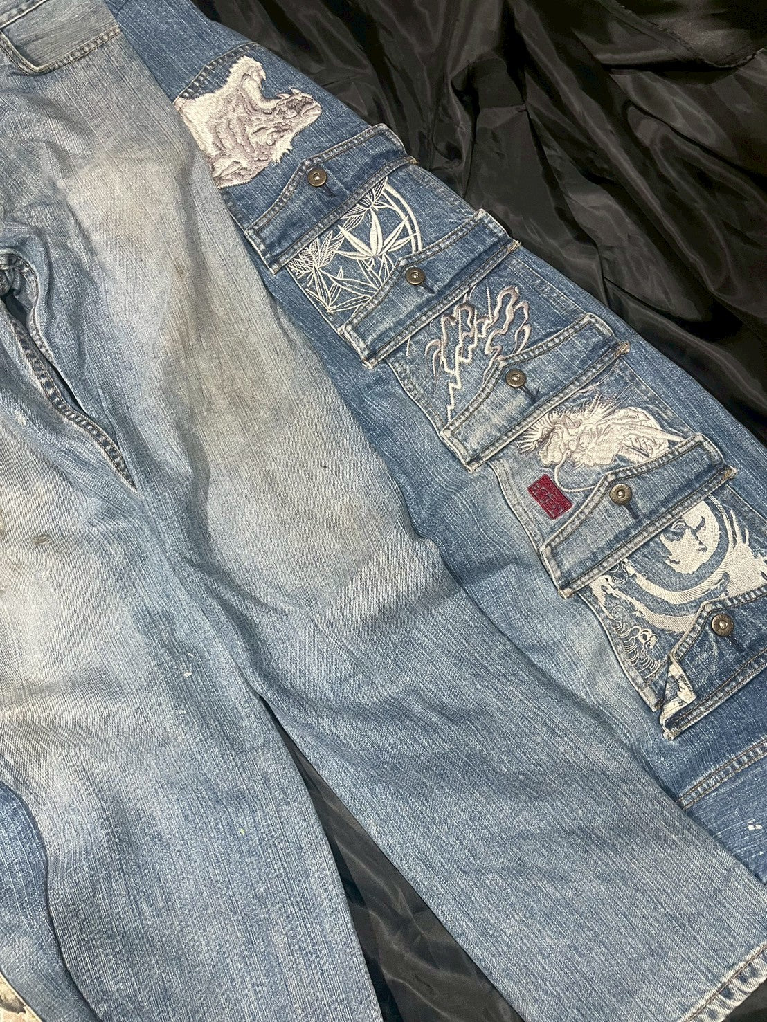 Custom jeans with tiger and dragon embroidery design