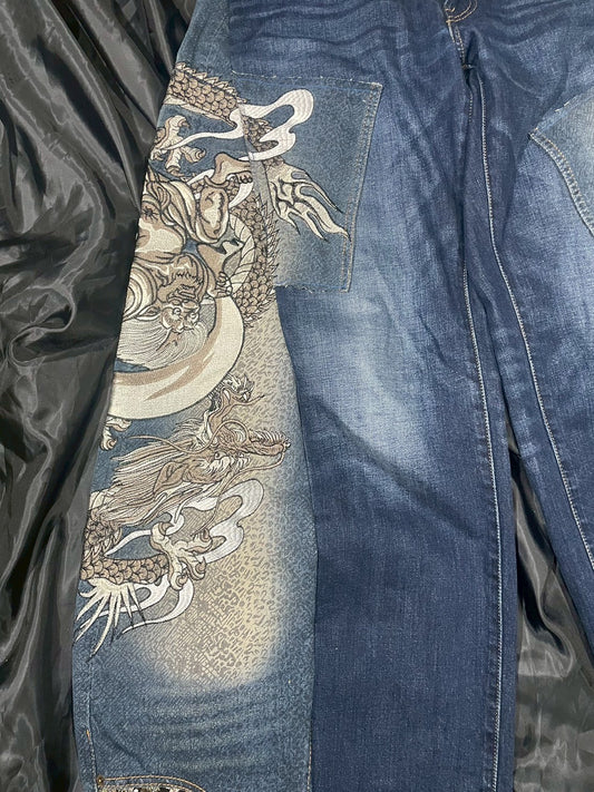 Custom jeans with Japanese wind god and thunder god and dragon embroidery design