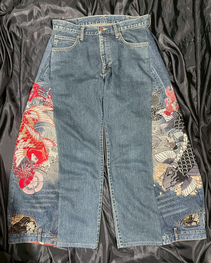 Custom scenes of carp embroidery designs