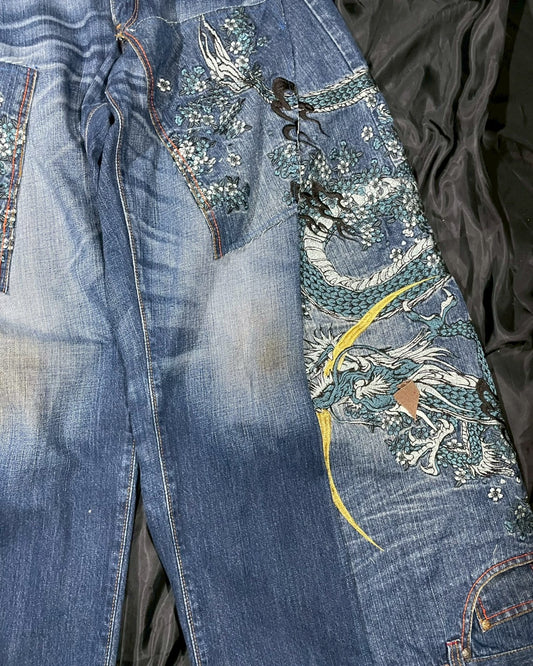 Custom jeans of dragon embroidery design No.4