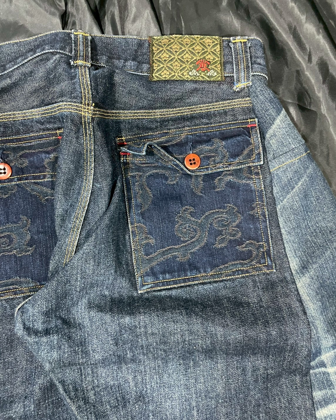 Custom jeans with Japanese wind god and thunder god embroidery design No.3