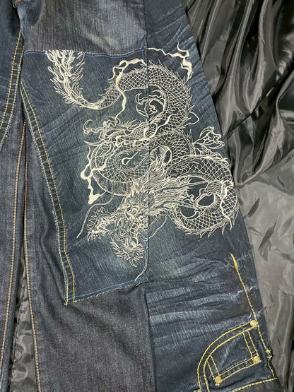 Custom jeans of dragon embroidery design No.1