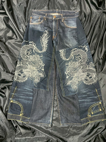 Custom jeans of dragon embroidery design No.1