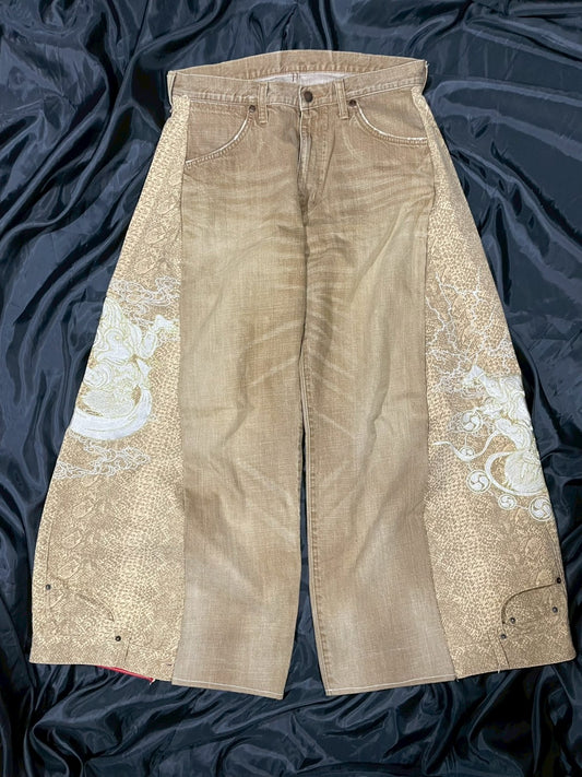 Custom jeans with Japanese wind god and thunder god embroidery design No.1