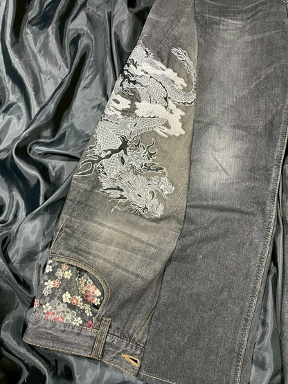 Custom jeans of dragon embroidery design No.5